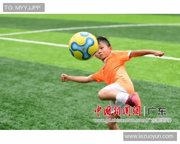 小样哥对足球明星的热爱与追逐背后的故事与梦想