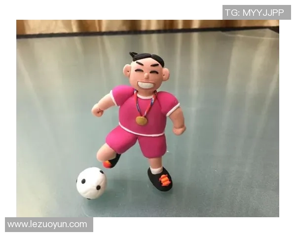 用彩泥塑造足球明星的创意手工艺术之旅