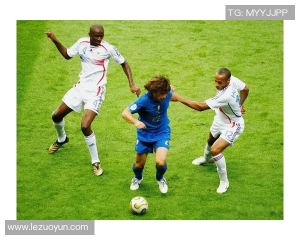 足球明星人物的传奇故事与他们对世界的影响与启示